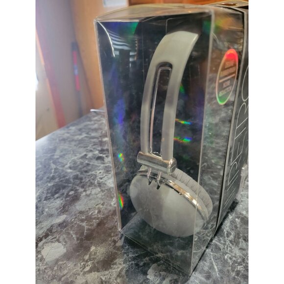 Sentry Retro Stereo Headphones With Mic Deluxe Rubber Finish Noise Reduction Pad - Picture 2 of 5